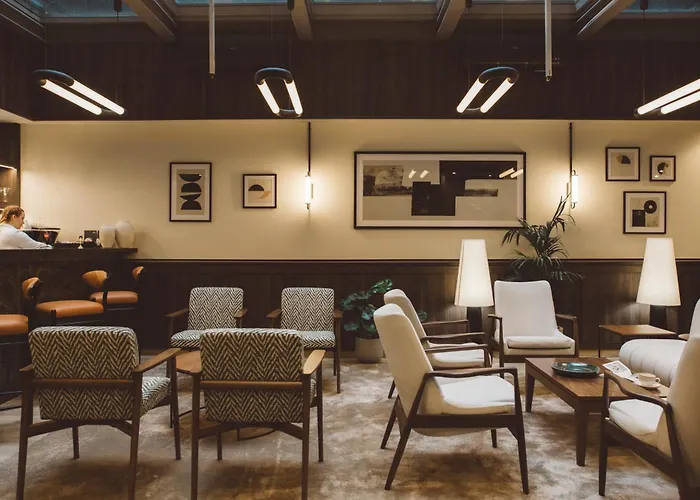 The Honest Budapest By Chic & Basic